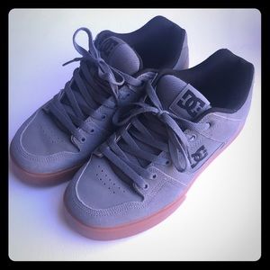 US Men’s size 9 DC Skate shoes.